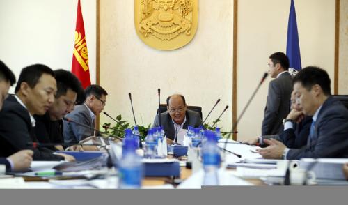 VIP76.mn | Акталсан зарим барилгыг буулгаж эмнэлэг, зогсоол барина