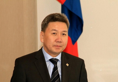 Л.Болд: Гишүүдийн дугаараас мессеж бичиж болдог юм билээ, санал асуулгын дүнд итгэж болох уу