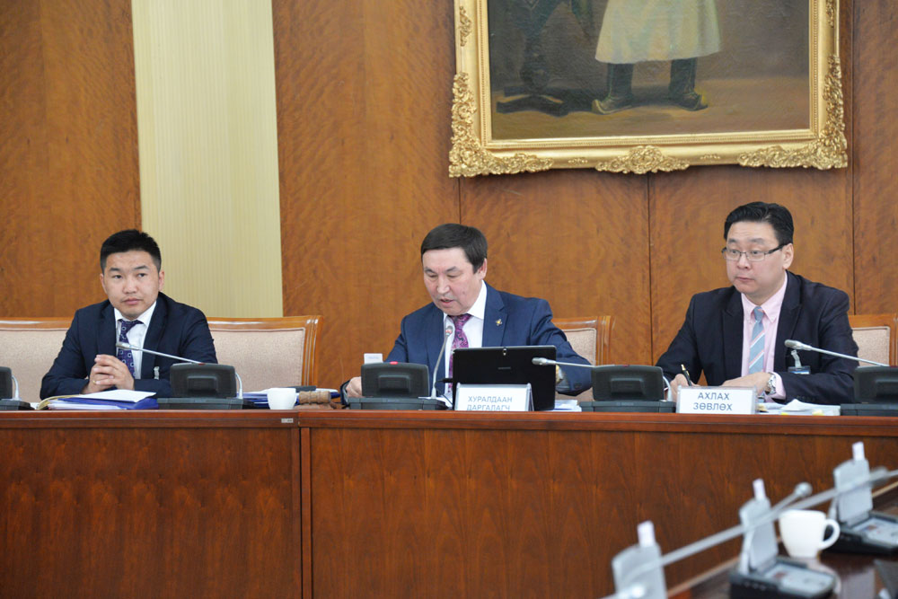 Төрийн байгуулалтын байнгын хороо цэцийн 05 дугаар дүгнэлтийг хүлээн зөвшөөрөх нь зүйтэй гэж үзэв