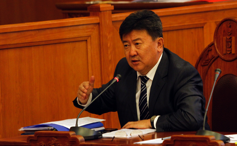 Н.Энхболд: Л.Энх-Амгалан гишүүн ийм хариуцлагагүй юм ярьсандаа уучлал гуйх ёстой