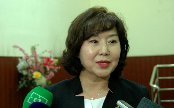 Д.Сарангэрэл: Эм тарианы үнийн дээд хэмжээг хуульчилж тогтооно