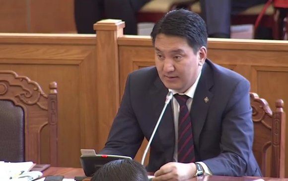 Ж.Ганбаатар: Газрын тосны үйлдвэр эдийн засгийн үр өгөөжөө хэзээ өгөх вэ?
