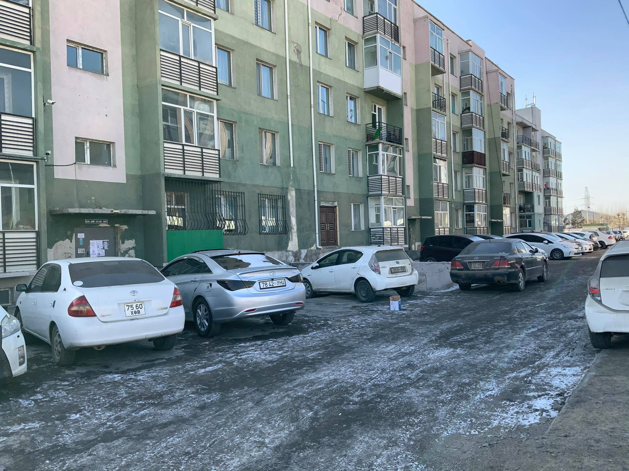 “Up town” хотхоны гадна талбайд чийрэгжүүлэлтийн төхөөрөмж бүхий тоглоомын талбай барина
