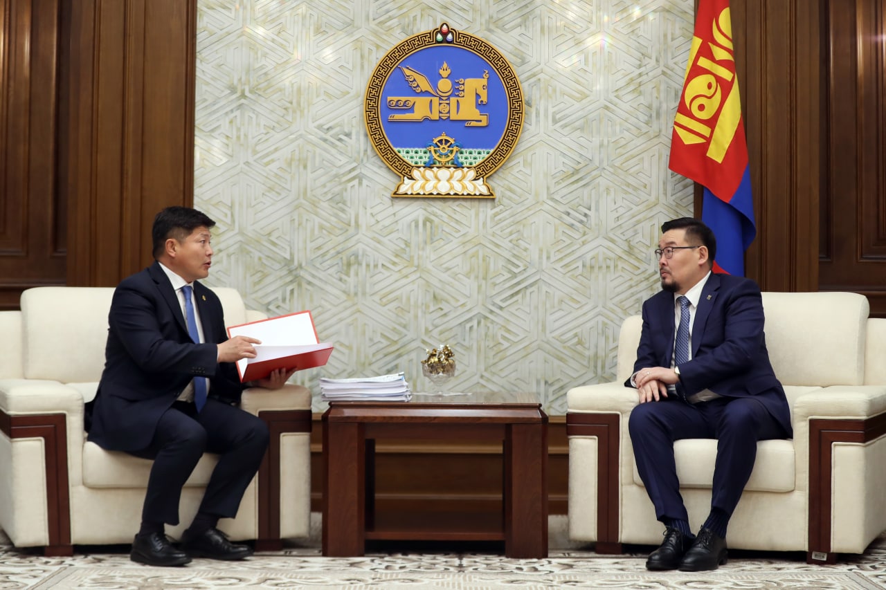 Төрийн болон орон нутгийн өмчит компанийн тухай хуулийн төслийг өргөн барилаа