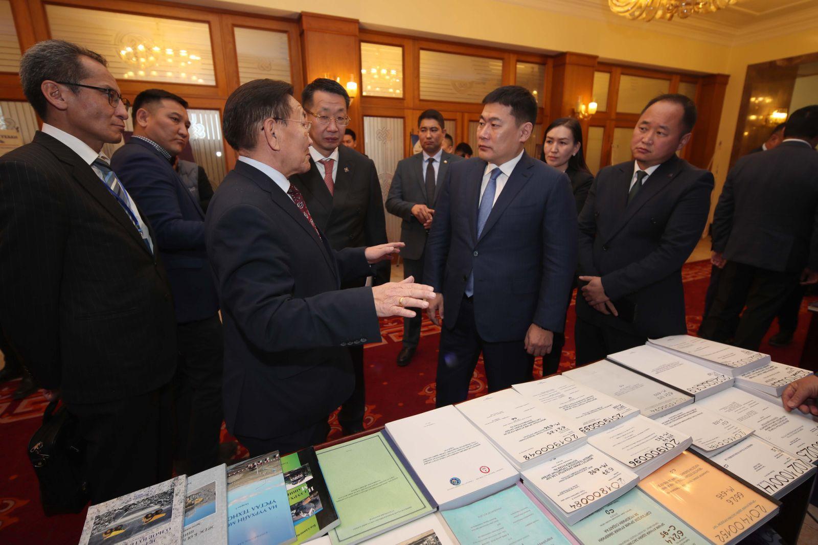 “Шинэ сэргэлтийн бодлого”-ыг хэрэгжүүлэхэд шинжлэх ухааны салбарт тулгуурлана