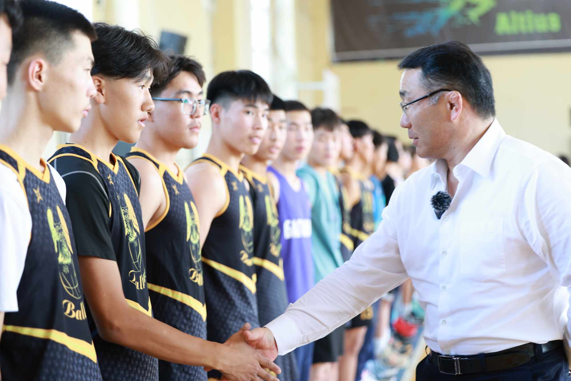 Багануур дүүргийн авто замыг шинэчлэх, спорт хороог засварлах шаардлагатай байна