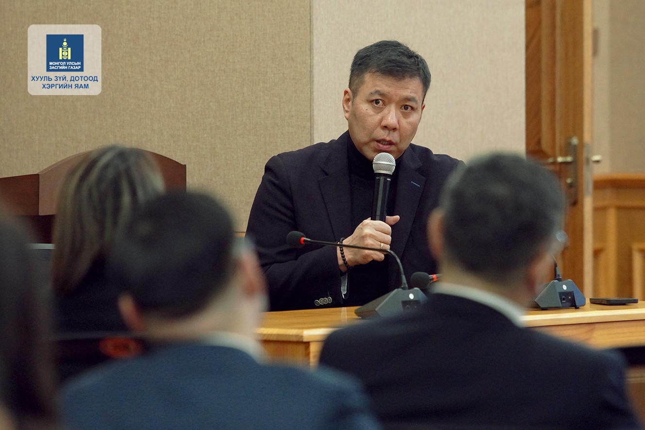 Хуулиар тусгайлан эрх олгогдсон зохицуулалтад дүн шинжилгээ хийж, хуулийн төсөл боловсруулах чиг үүрэг бүхий Ажлын хэсгийн хурал боллоо
