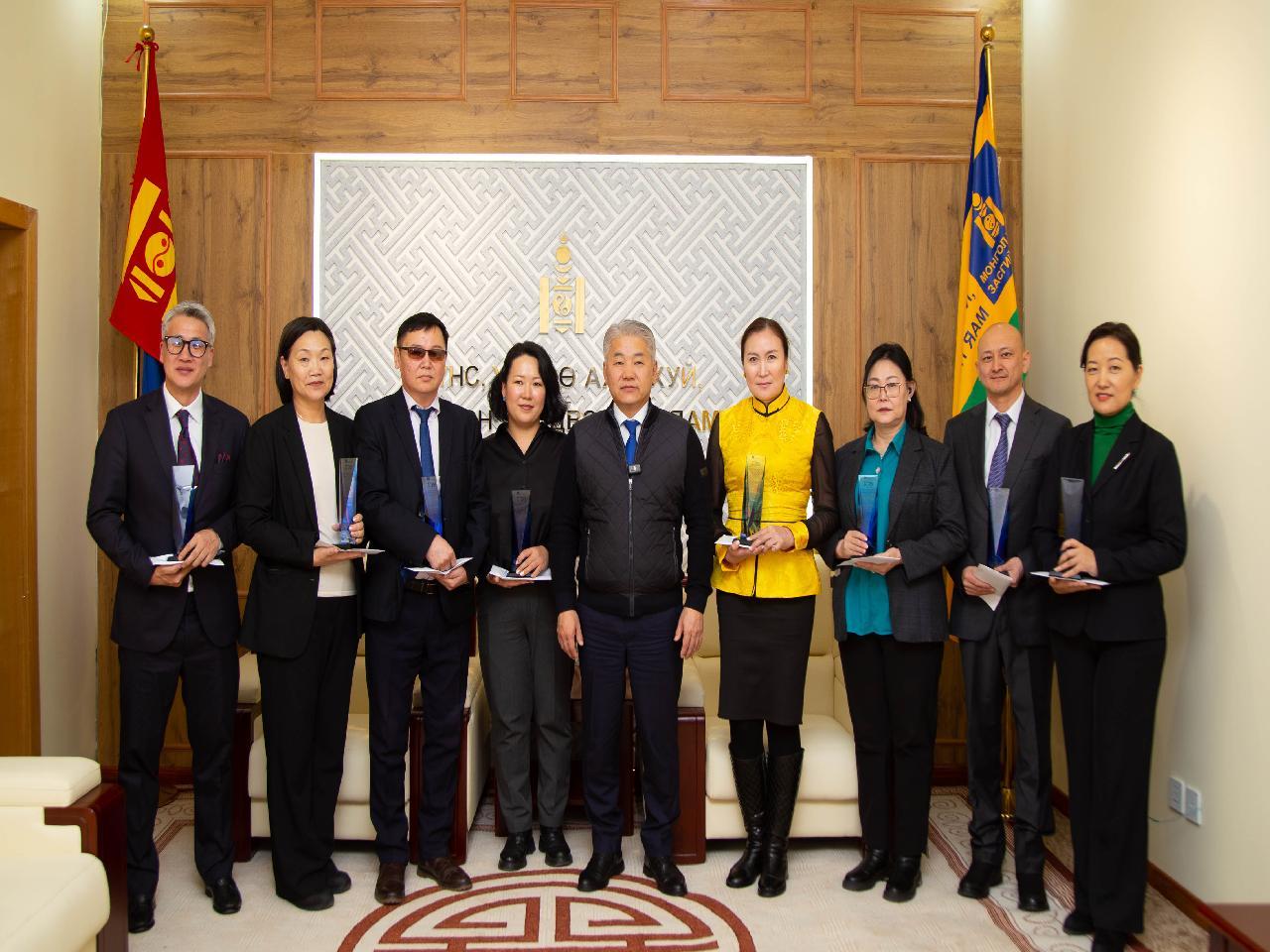 ХХААХҮ-ийн сайдын нэрэмжит шагналтнууд тодорлоо