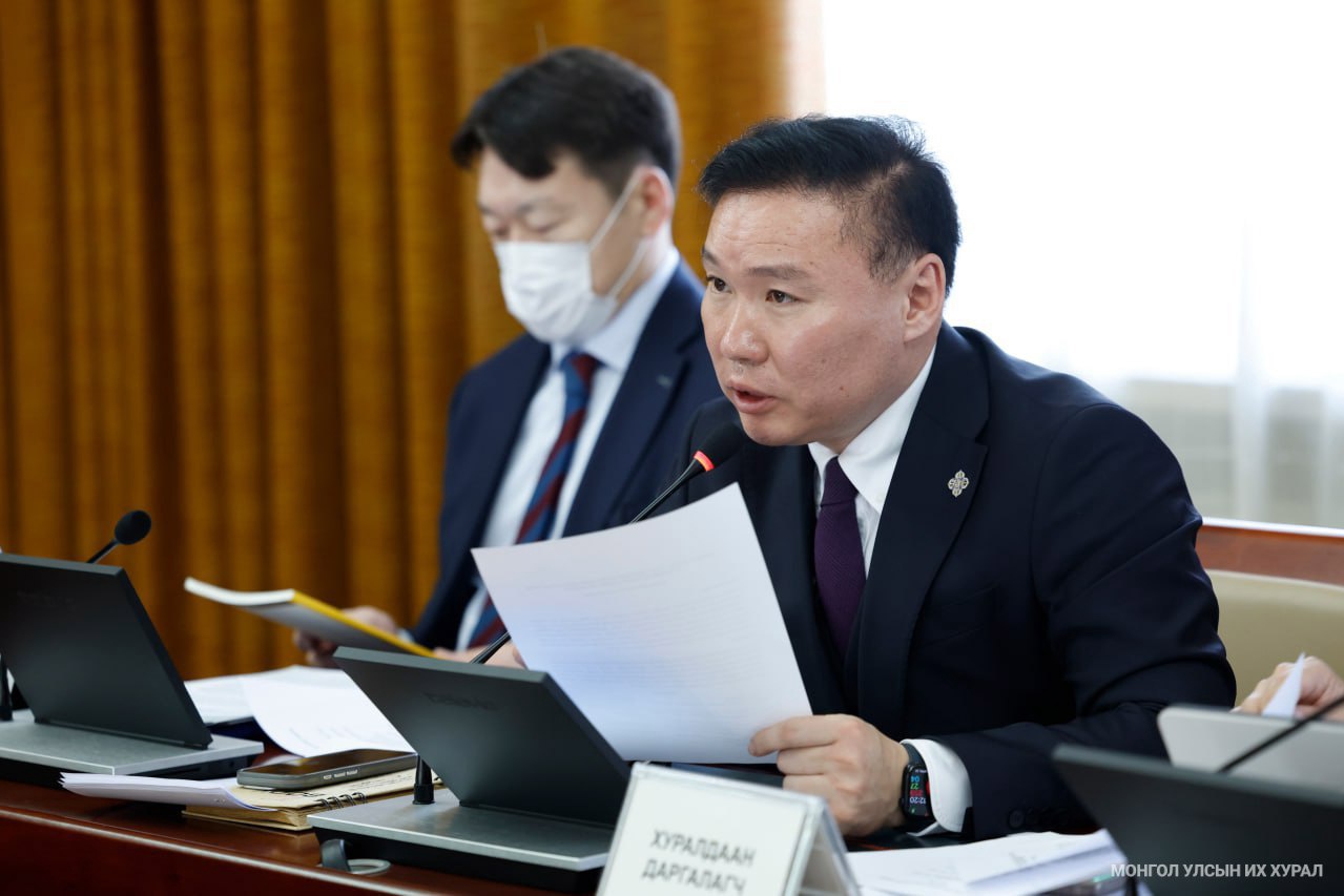 ХЭДХ: Байгаль орчны холбогдох хууль тогтоомж дахь хүний эрхийн хэрэгжилтийн талаар уулзалт, хэлэлцүүлэг зохион байгуулав