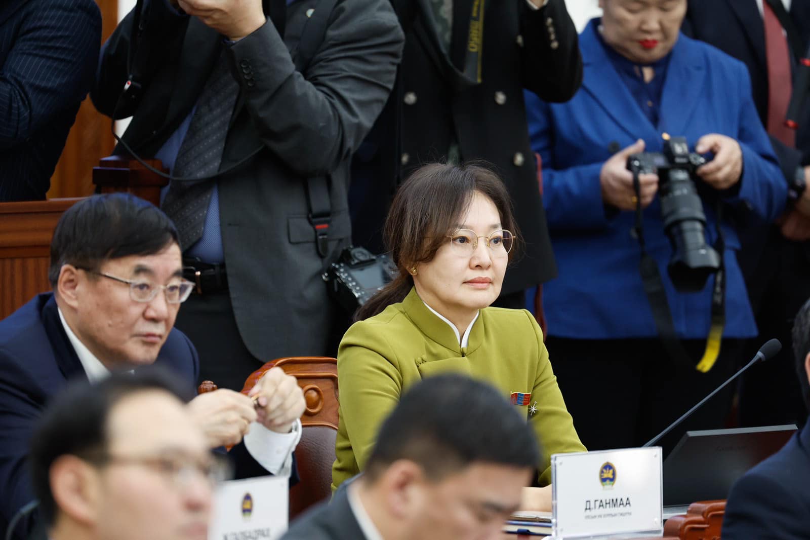 УИХ-ЫН ХАВРЫН ЭЭЛЖИТ ЧУУЛГАН НЭЭЛТЭЭ ХИЙЛЭЭ