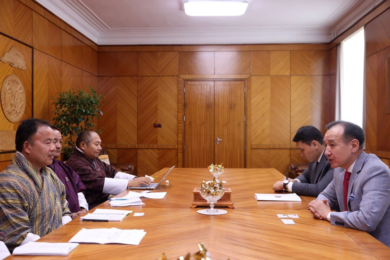 “Хууль тогтоомжийн тухай хууль”-ийн талаар ярилцаж санал солилцлоо