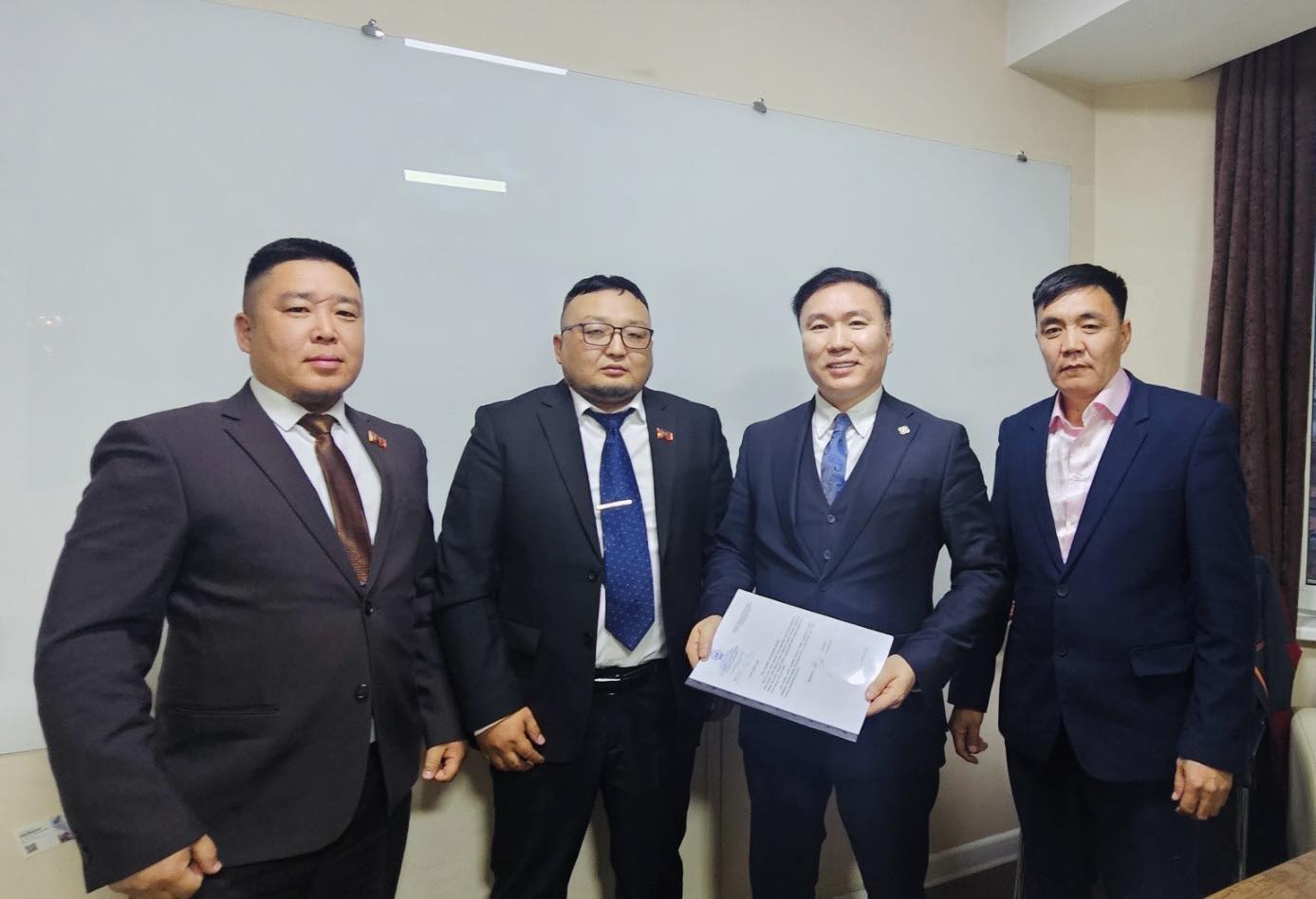 СЭЛЭНГЭ АЙМГИЙН АЛТАНБУЛАГ СУМЫН ИРГЭДИЙН ХУРЛЫН ТӨЛӨӨЛӨГЧИДТЭЙ УУЛЗЛАА