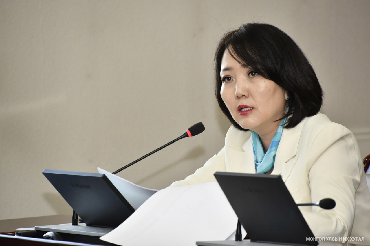 АҮББХ: Хууль, тогтоолын биелэлт, эрчим хүний үнэ тариф, хил холболтын төмөр замын гэрээний талаарх мэдээллийг сонсов