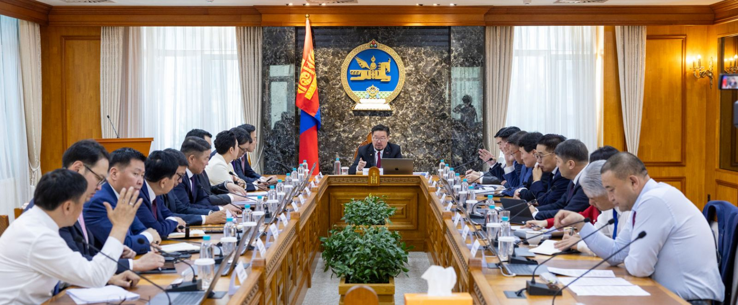 Төр өөрөө бүсээ чангалах “ХЭМНЭЛТИЙН ТОДОТГОЛ”-ыг Засгийн газар хэлэлцэж эхэллээ