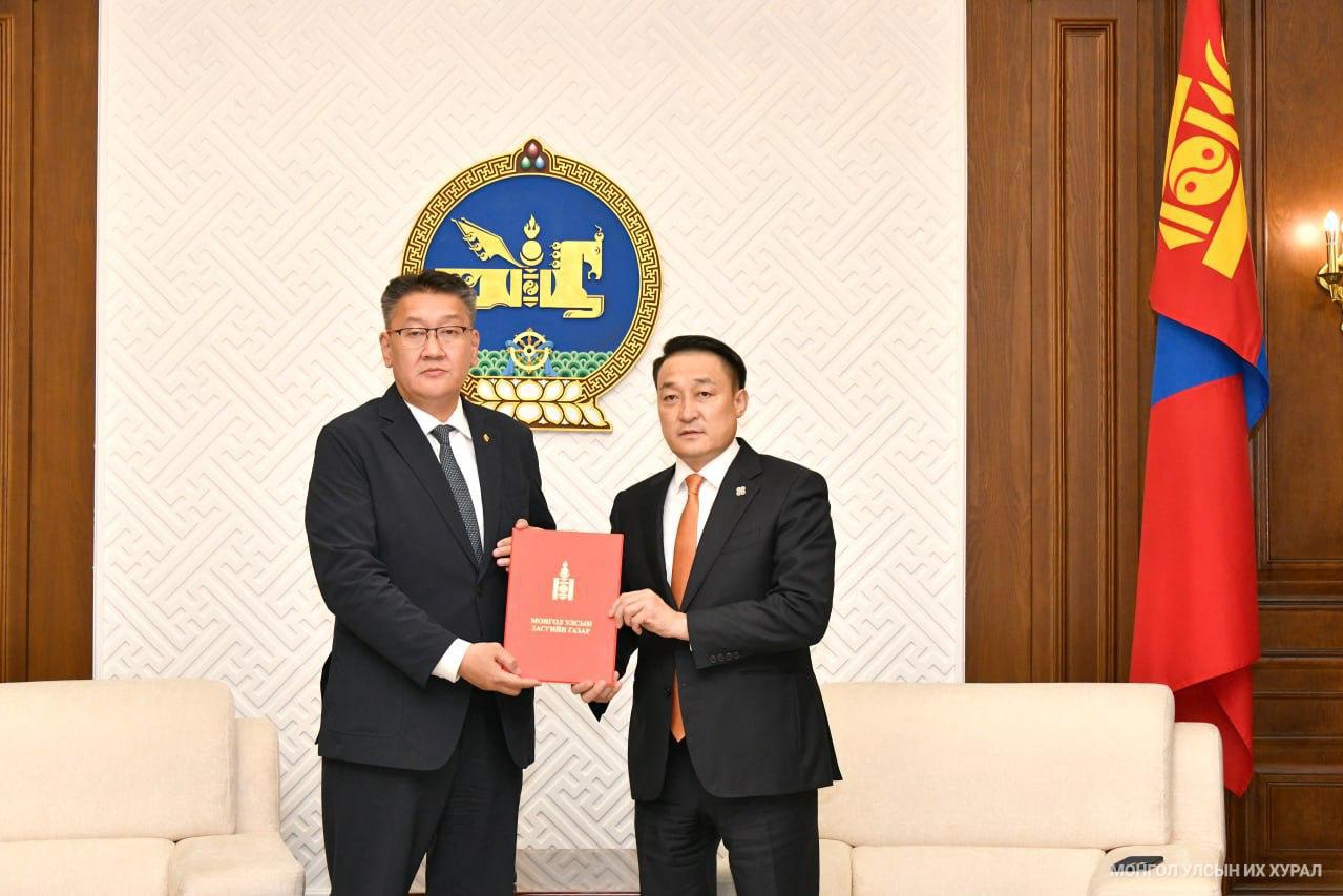 “Монгол Улсын 2024 оны төсвийн гүйцэтгэл батлах тухай” УИХ-ын тогтоолын төслийг өргөн мэдүүлэв