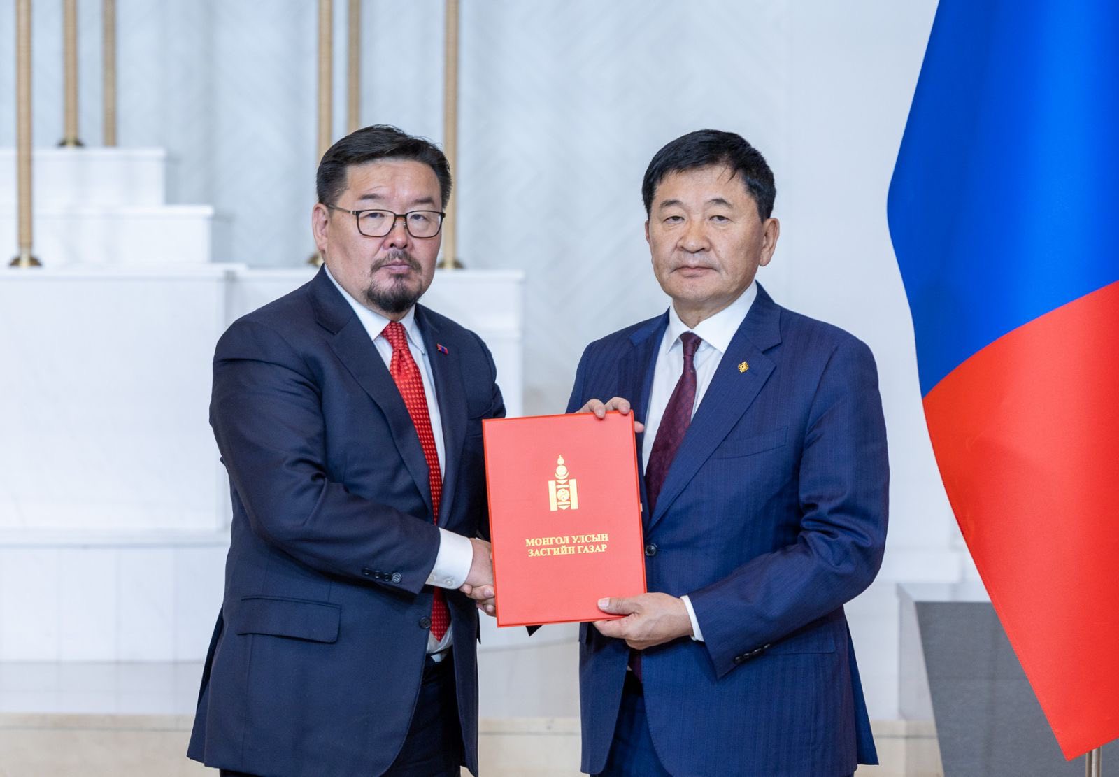 УИХ-ын гишүүн Б.Дэлгэрсайхан Зам тээврийн яаманд улиран ажиллахаар томилогдлоо