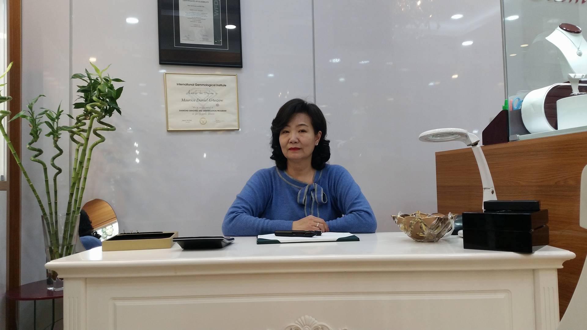 Бат-өлзий.А