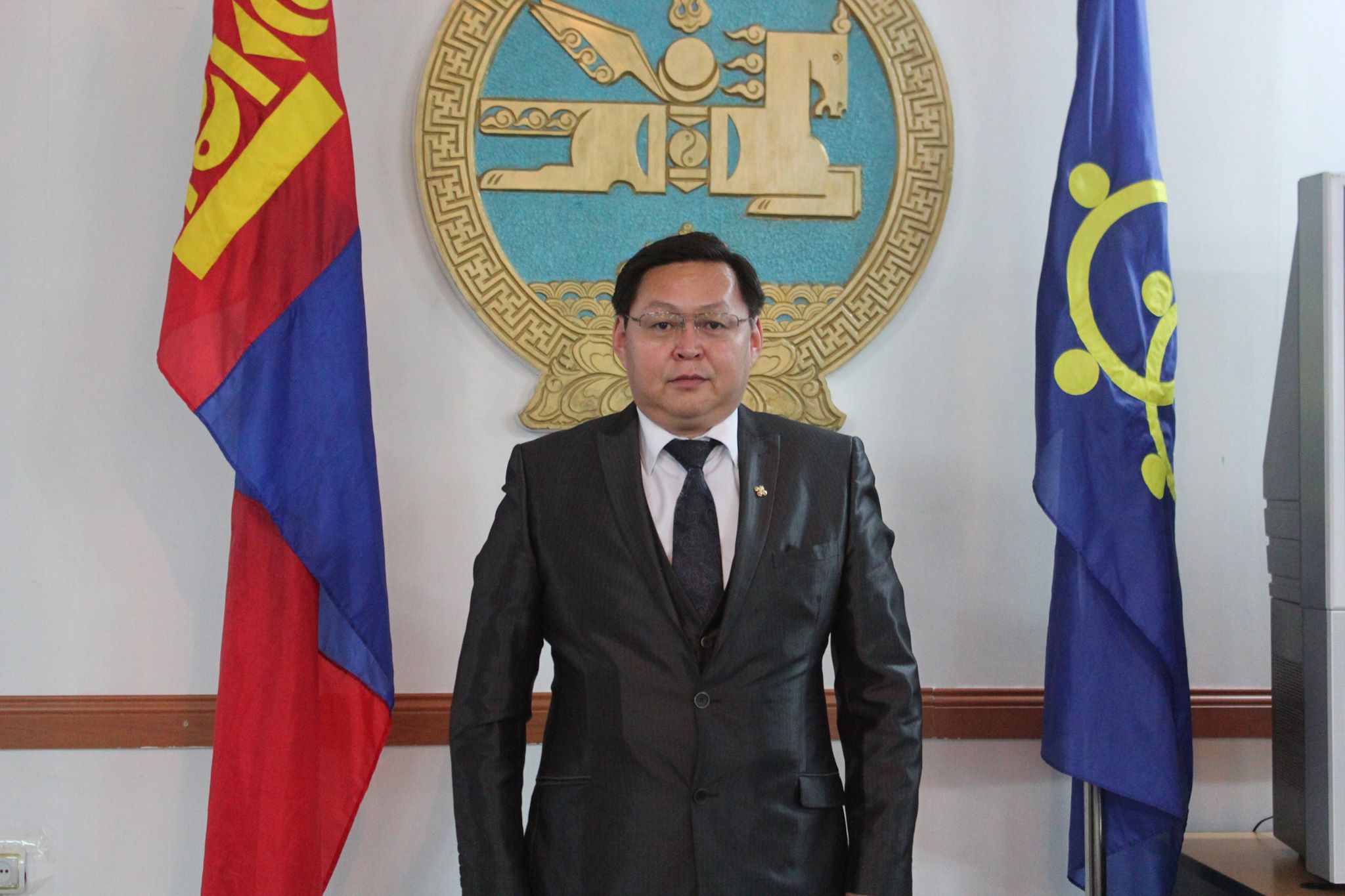 Цэндсүрэн.Ч